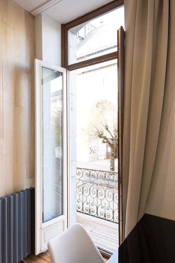 Апартаменти Studio Neuf, Charme De L'Ancien, Avec Balcon - 3 Etoiles, 4 Diamants Баньєр-де-Бігорр Екстер'єр фото